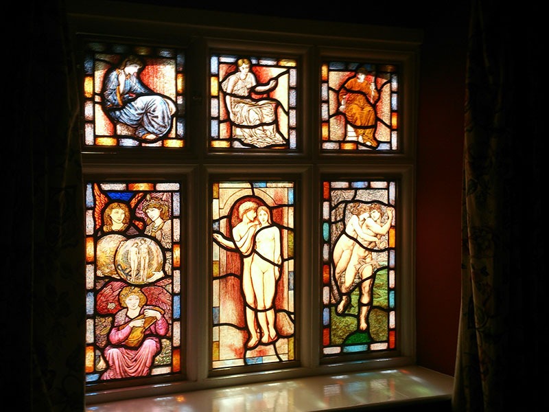 Stained Glass Commemorative window (Burne Jones: The Fates ) Stained Glass Commemorative window (Burne Jones: The Fates )
